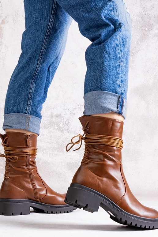 Pruunid saapad öko-nahast Sahera