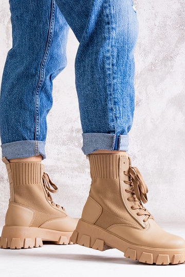 Beežid poolsaapad elastse...