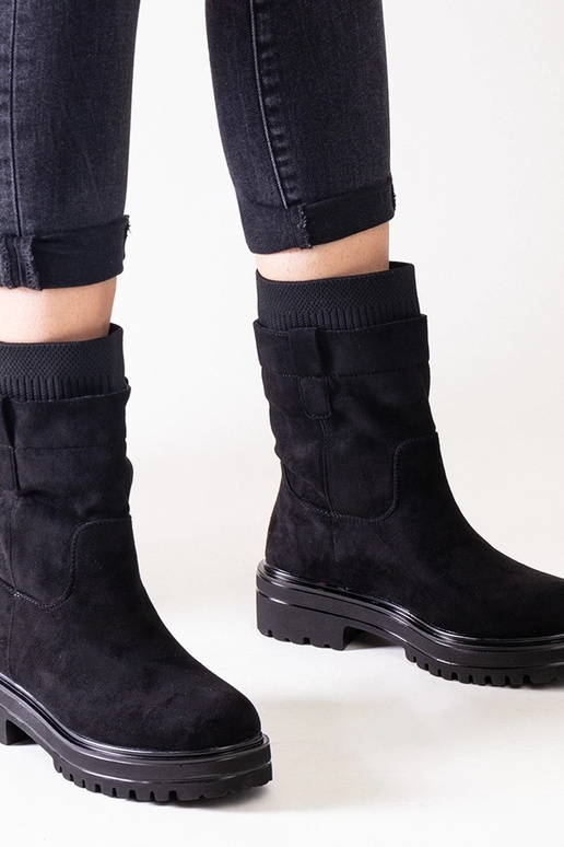 Mustad libisevad poolsaapad Ralia sokiga