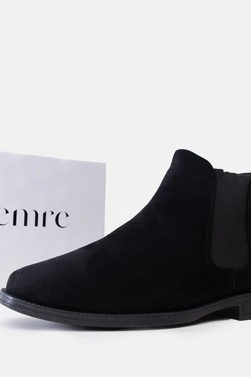 Mustad meessoost Chelsea kingad...