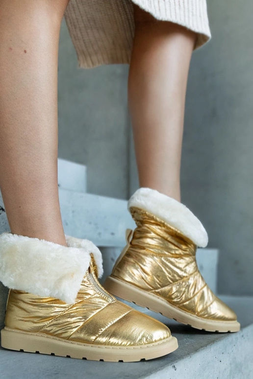 Edidda kullast isoleeritud kaelusega...