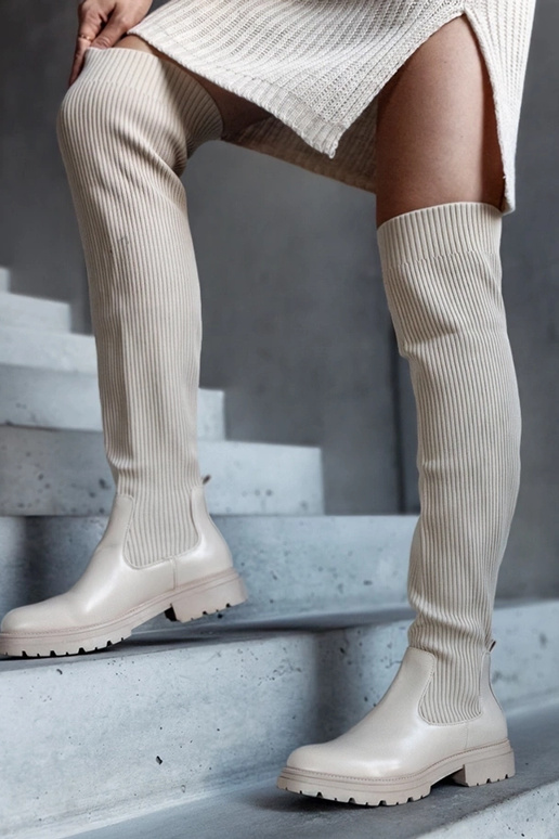 Bežhad pikad saapad elastse varrega...