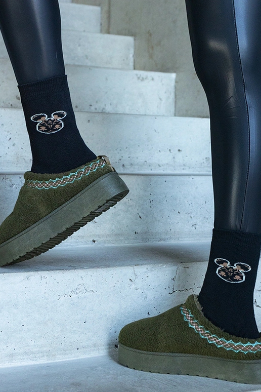 Tikitud Greene mustriga rohelised...