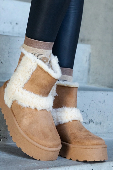 Tumebeežid öko-seemisnahast... 2