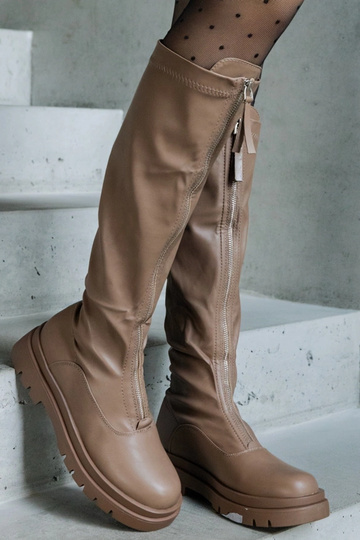 Pruunid saapad ökokoorest...