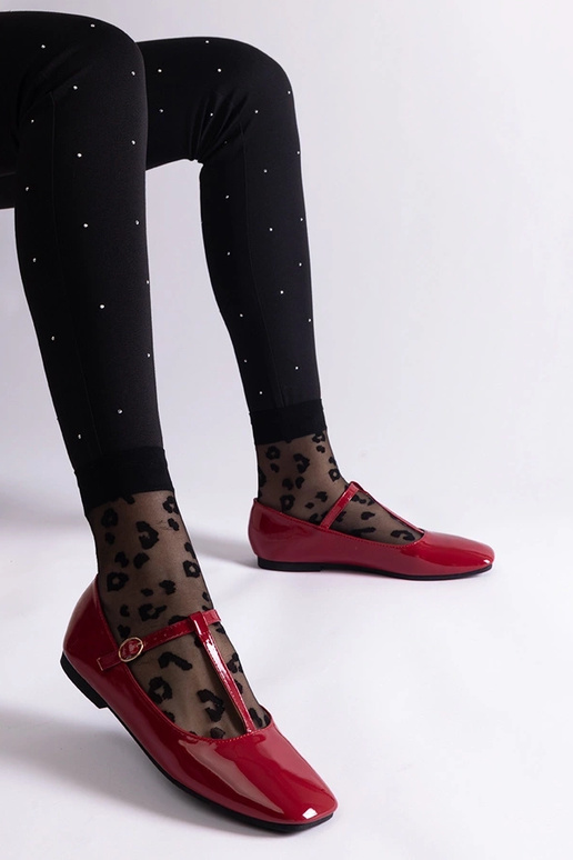 Punased lakknahast balletikorrused...