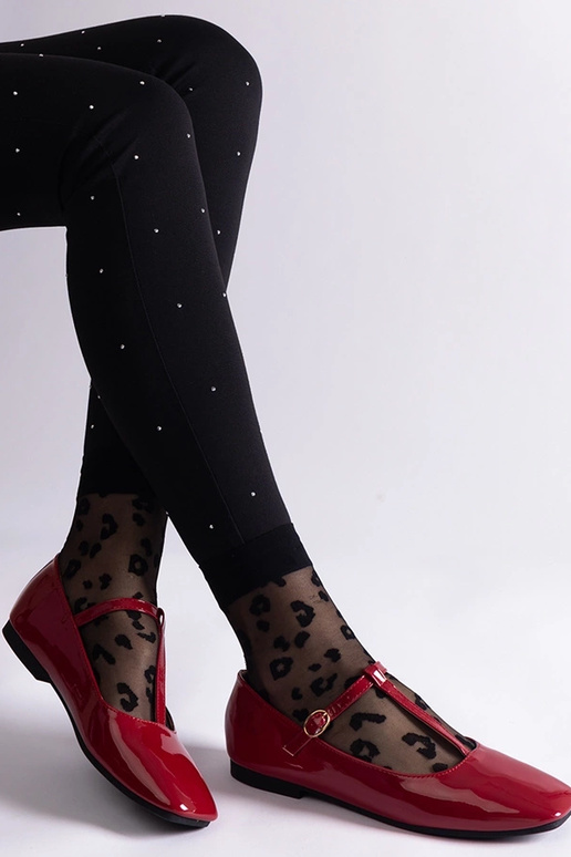 Punased lakknahast balletikorrused...