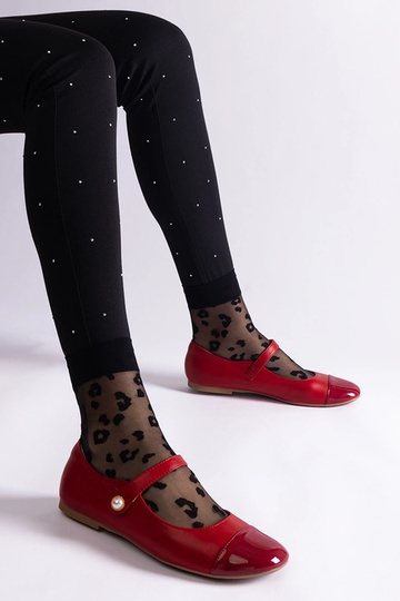 Punased lakknahast...