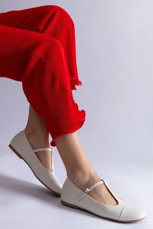 Gloriana valged lakknahast baleriinad...