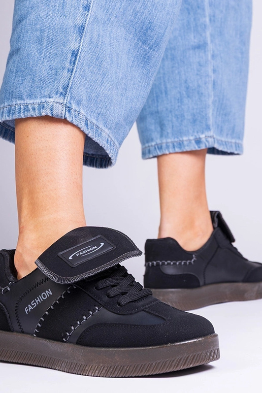 Mustad naiste tossud õmblustega Puente