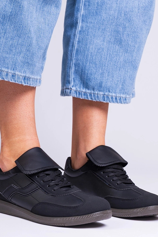 Mustad madalad naiste tossud paeltega...