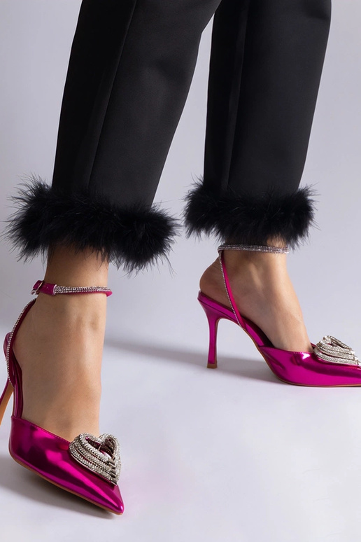 Roosad lahtise ninaga pumbad, mis on...