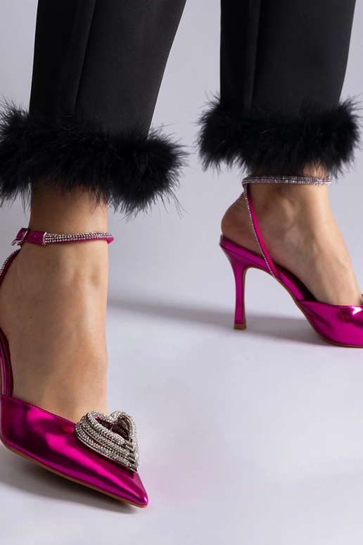 Roosad lahtise ninaga pumbad, mis on...