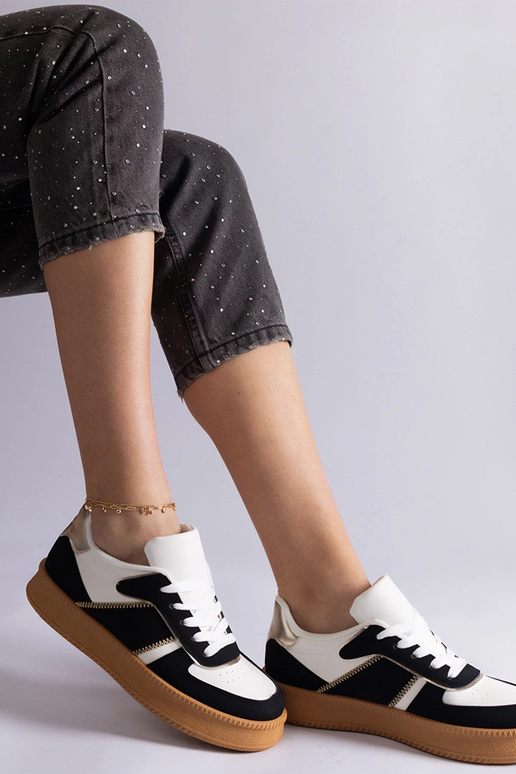 Mustad Felicita platvormkinnitusega... Mustad Felicita platvormkinnitusega...