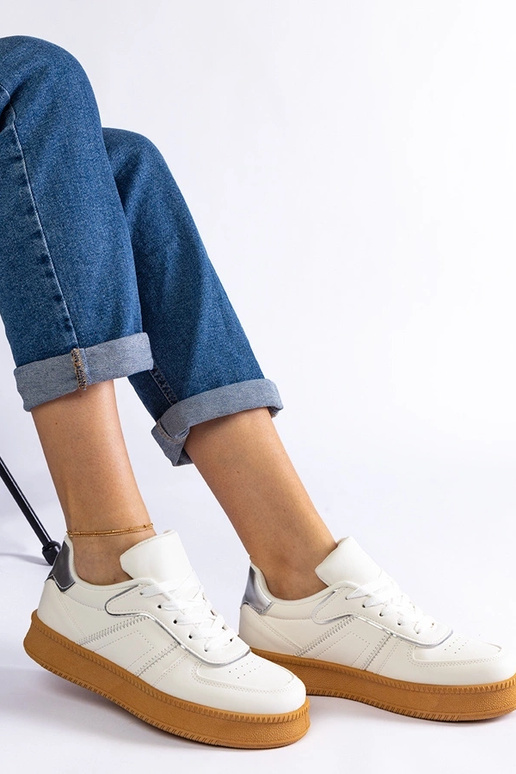 Valged nööriga tossud Felicita... Valged nööriga tossud Felicita...