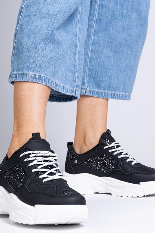 Mustad naiste säärised sädelevate... Mustad naiste säärised sädelevate...