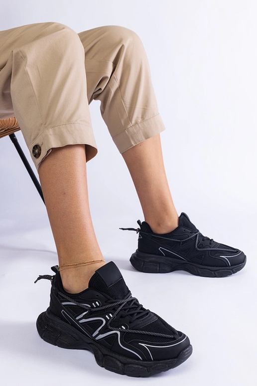 Mustad naiste tossud massiivse...