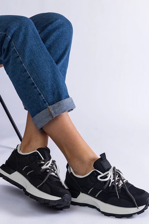 Mustad Adalia naiste sporditossud Mustad Adalia naiste sporditossud