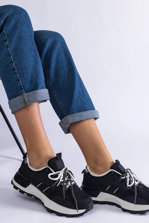 Mustad Adalia naiste sporditossud Mustad Adalia naiste sporditossud