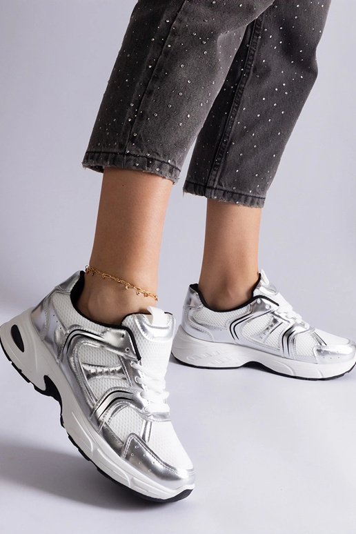 Valged ja hõbedased Ena sporditossud Valged ja hõbedased Ena sporditossud