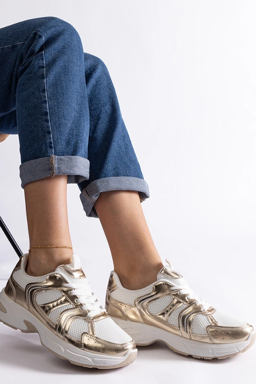 Valged ja kuldsed Ena sporditossud