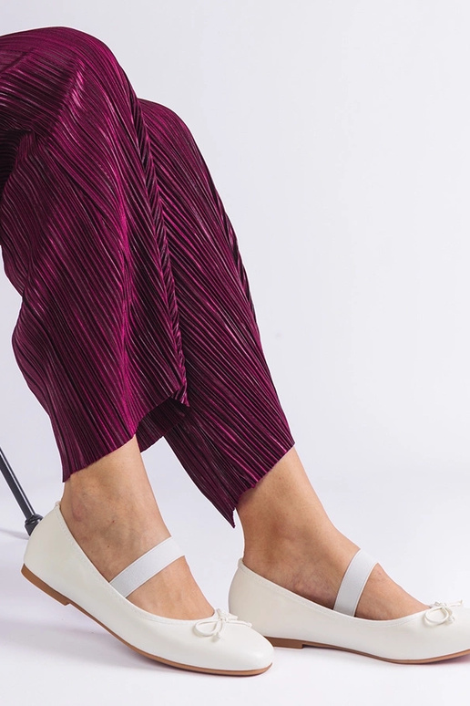 Valged balletikorterid elastse ja...