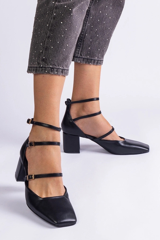 Mustad pumbad plokk-kontsa ja Eridani...