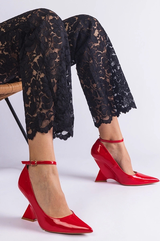 Punased lakknahkade Florianda