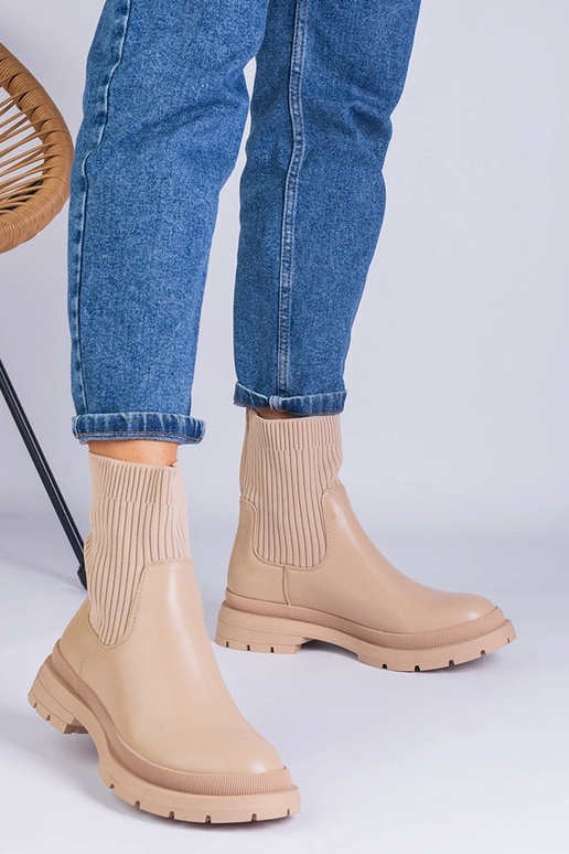 Pruunid poolsaapad kangast pealisega...