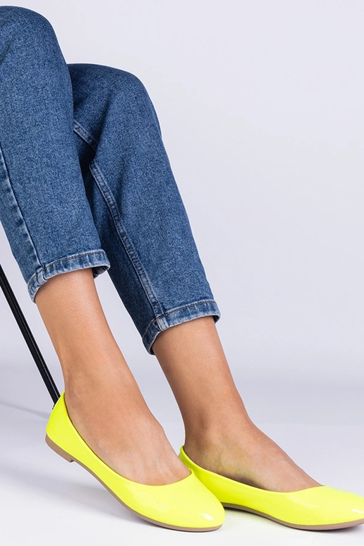 Aurika Neoonkollased lakknahast...