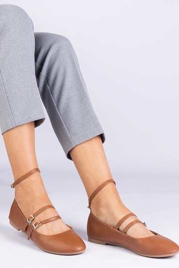 Pruunid kunstnahast...