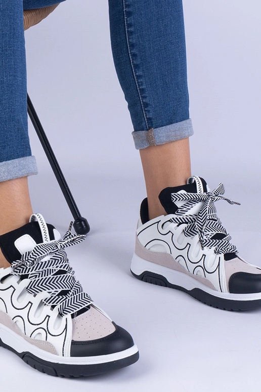 Mustad naiste tossud dekoratiivse... Mustad naiste tossud dekoratiivse...