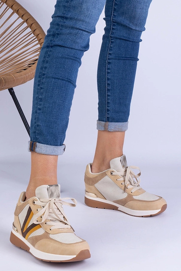 Pruunid naiste tossud... 2