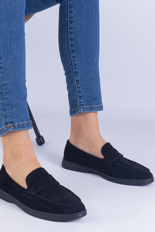 Mustad klassikalised avatud mustriga...