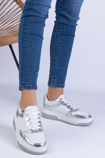 Hõbedased tossud paksu... 2