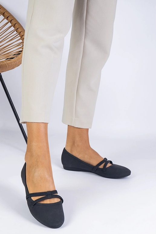 Mustad naiste baleriinad, mis on... Mustad naiste baleriinad, mis on...