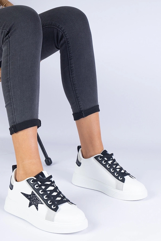 Moransi särava tähega kaunistatud... Moransi särava tähega kaunistatud...