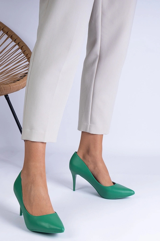 Rohelised klassikalised pumbad...