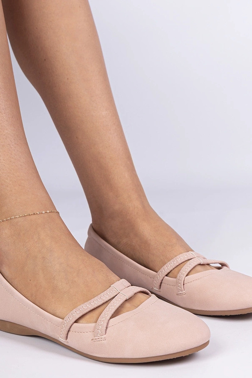 Roosad naiste baleriinid matist...