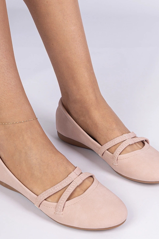 Roosad naiste baleriinid matist...