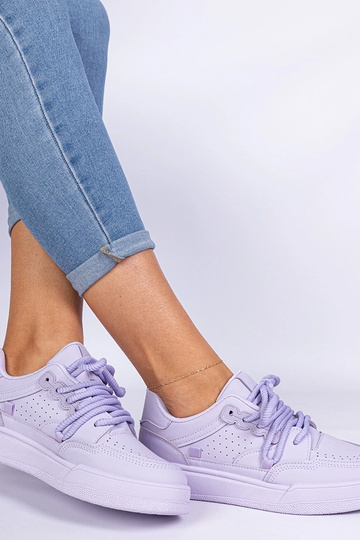 Lilla naiste sporditennised...