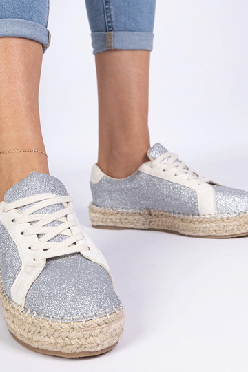 Hõbedased naiste...