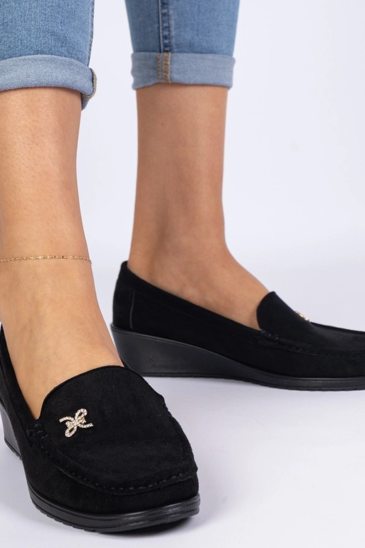 Mustad naiste mokasiinid platvormiga...