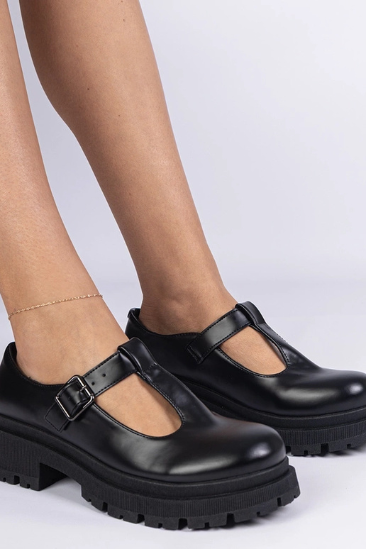 Mustad platvormkingad ökokoest Nella