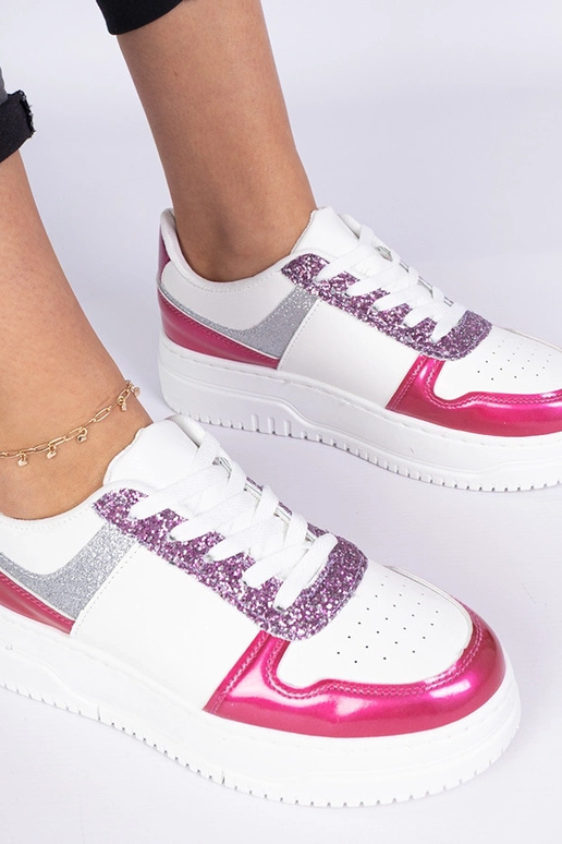 Roosad naiste snekerid paksul tallal... Roosad naiste snekerid paksul tallal...