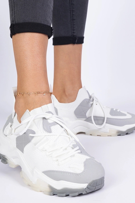 Milada valged naiste tossud sokkide... Milada valged naiste tossud sokkide...