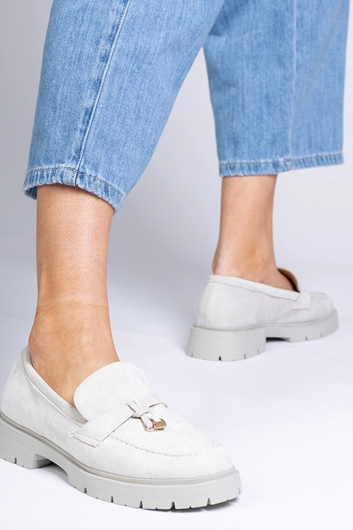 Hallid elegantsed mokasiinid...