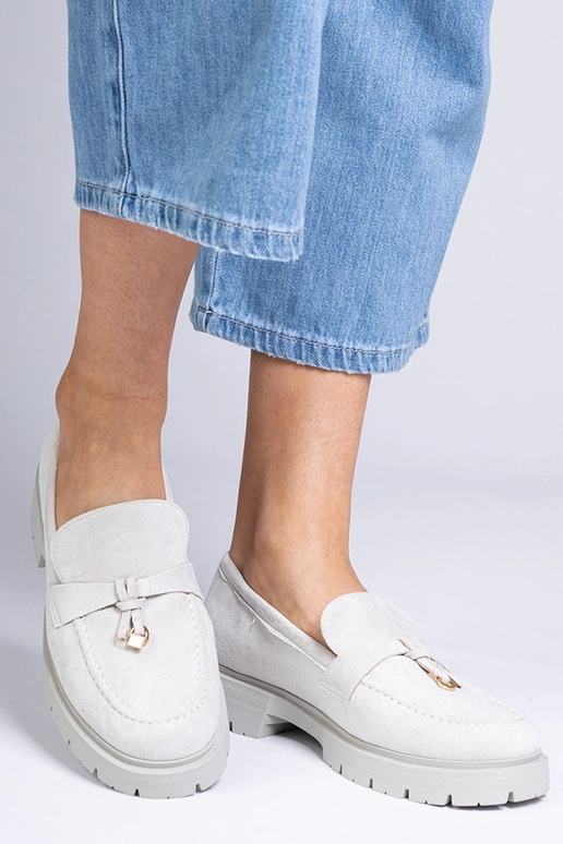 Hallid elegantsed mokasiinid...