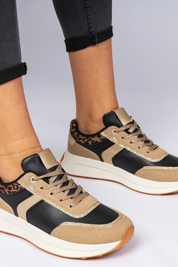 Mustad naiste sneakersid sädelusega ja looma mustriga Markuta