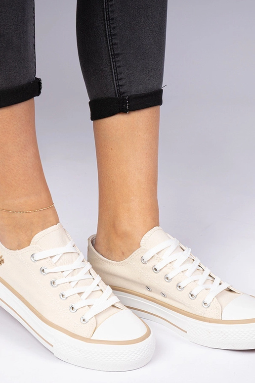 Beezid klassikalised naiste tossud...